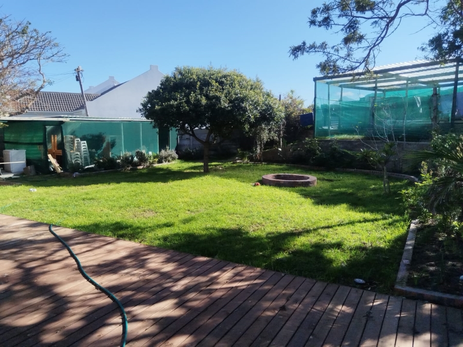 To Let 3 Bedroom Property for Rent in Fish Hoek Western Cape